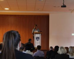 ''Nacionalna i univerzalna kultura u Srednjoj Europi''